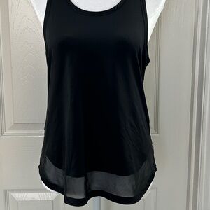 Lululemon tank with mesh hem detailing size 6